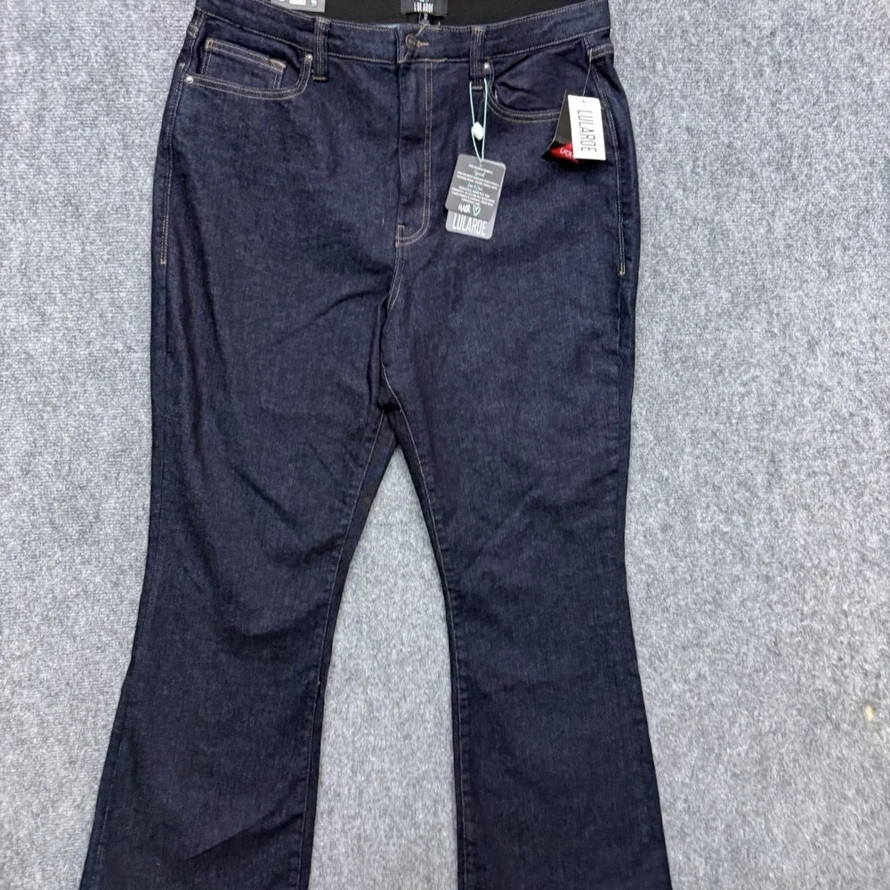 Lularoe Flare Jeans Women's size 32‎ Dark wash 32x32 Denim